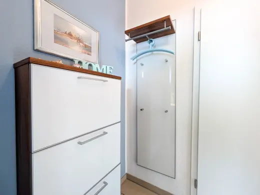 Diele mit Garderobe und Schuhschrank