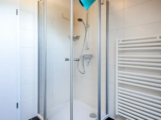 Walk-in shower